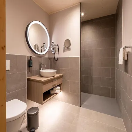 Escape Near Forest * Antoing