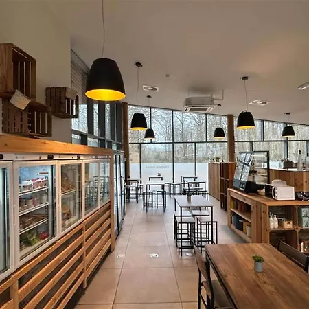 Escape Near Forest Semesterbostad Antoing