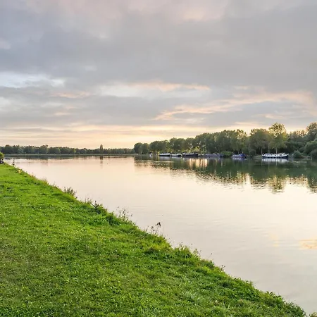 別荘 Escape Near Forest