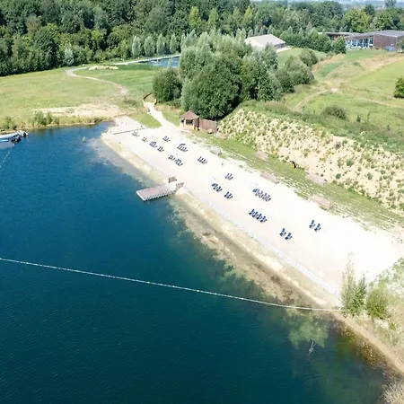 Semesterbostad Escape Near Forest *