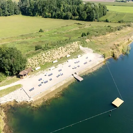 Semesterbostad Escape Near Forest