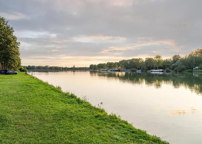 Hébergement de vacances Escape Near Forest